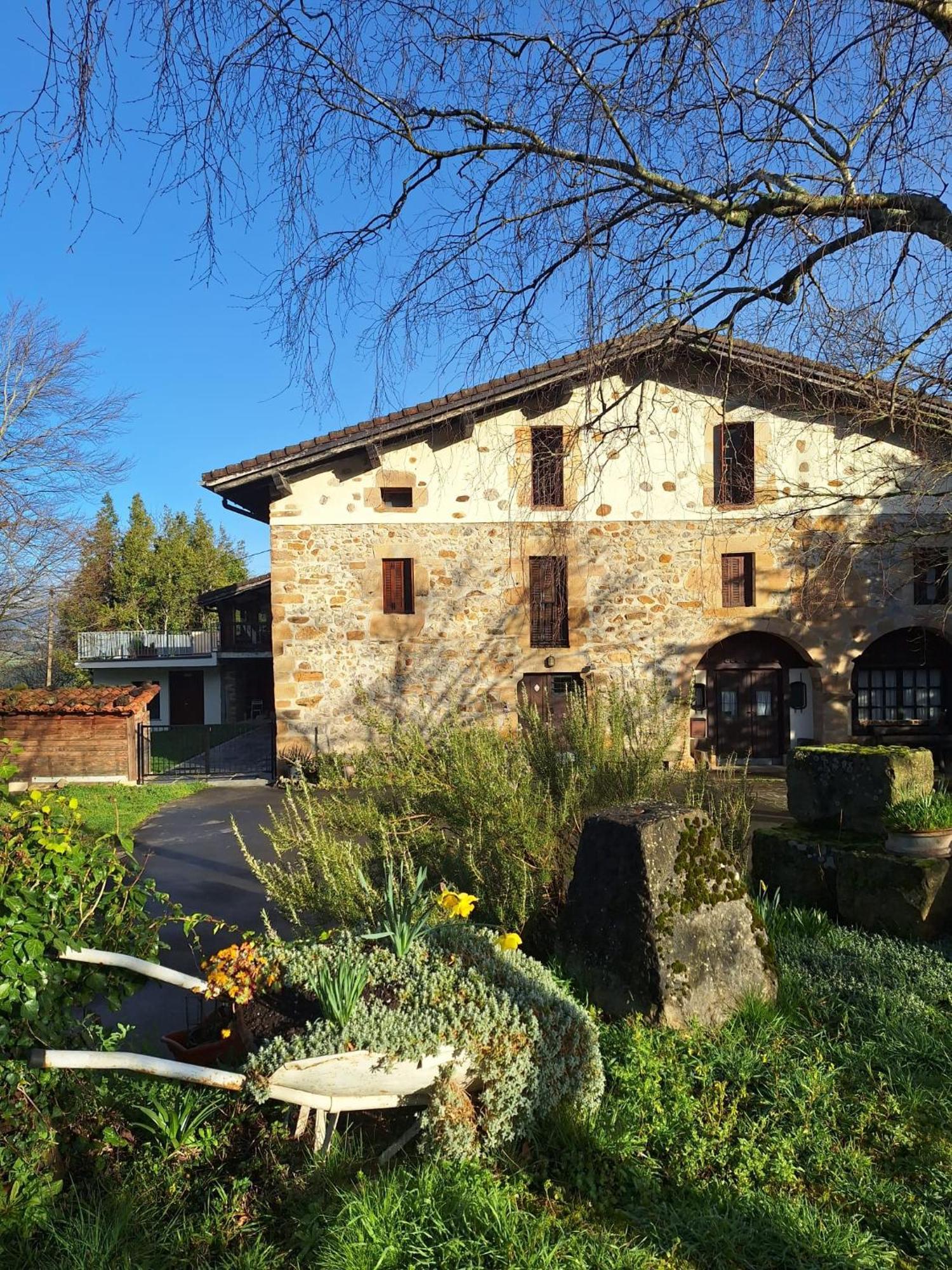 Escoriaza Casa Rural Areano المظهر الخارجي الصورة
